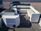 1994 Crestliner Boat