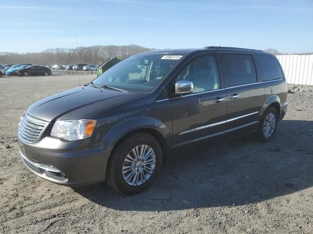 2015 Chrysler Town & Country Touring L