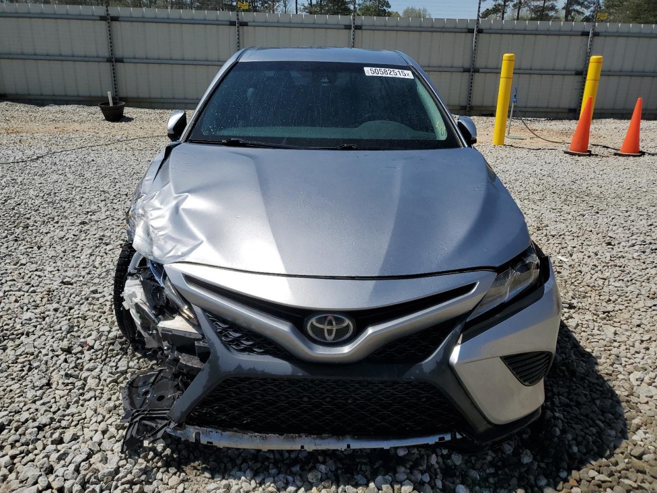 2018 Toyota Camry se