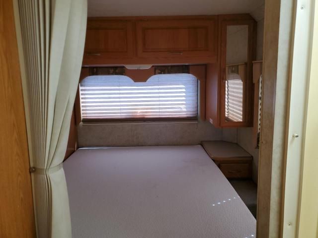 2005 Fouw 2005 Chevrolet Express G3500