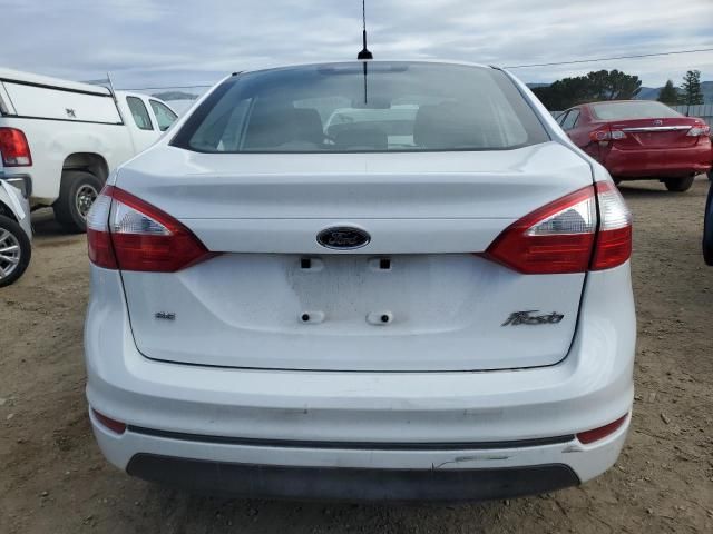 2016 Ford Fiesta SE