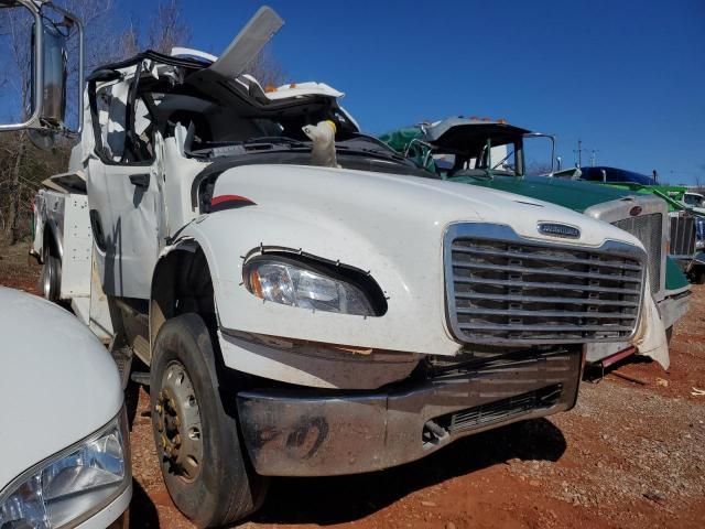 2022 Freightliner M2 106 Medium Duty