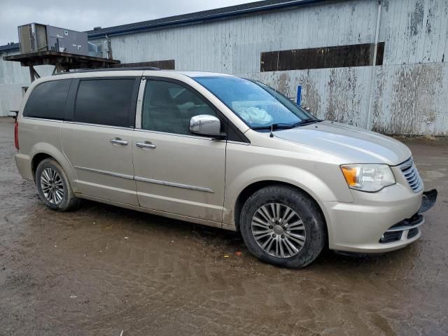 2013 Chrysler Town & Country Touring L