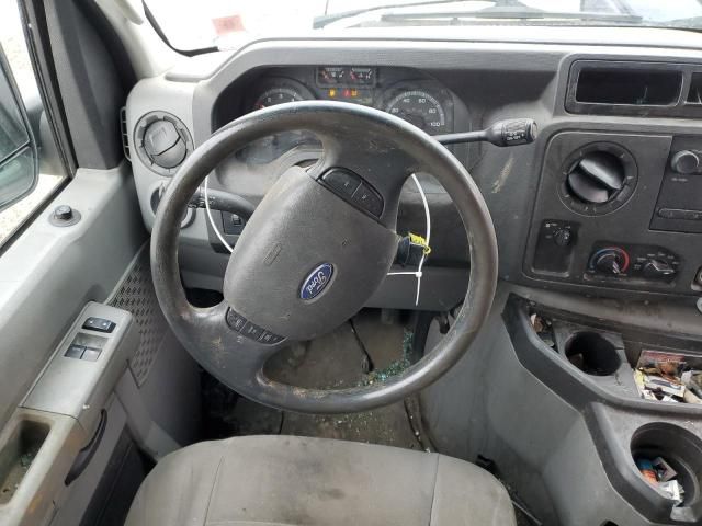 2013 Ford Econoline E250 Van