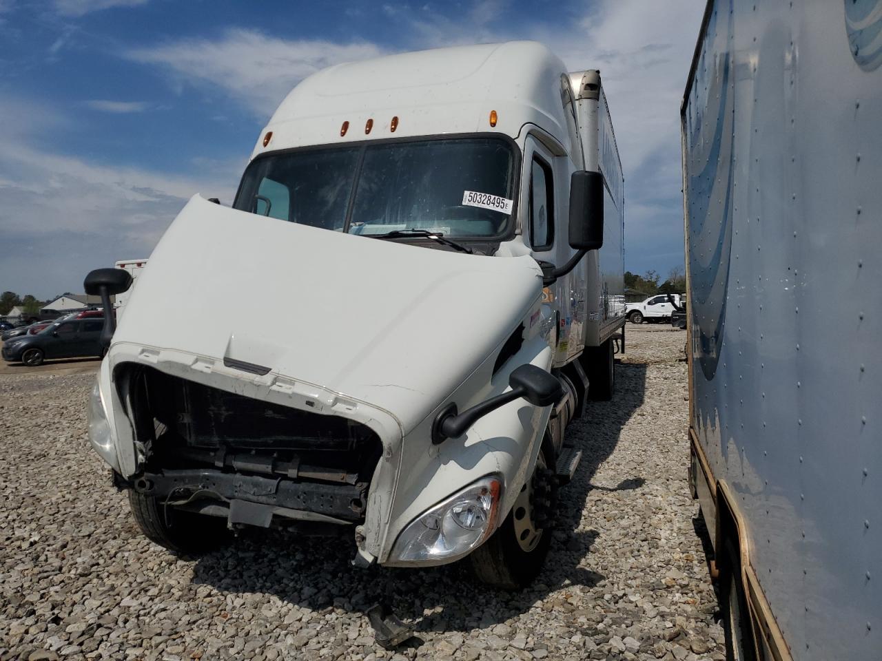 2015 Freightliner Cascadia Expeditor Truck