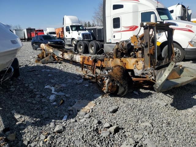 2000 Kenworth W900 Semi Truck