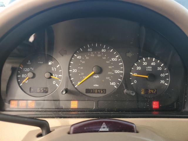 2000 Mercedes-Benz ML 320