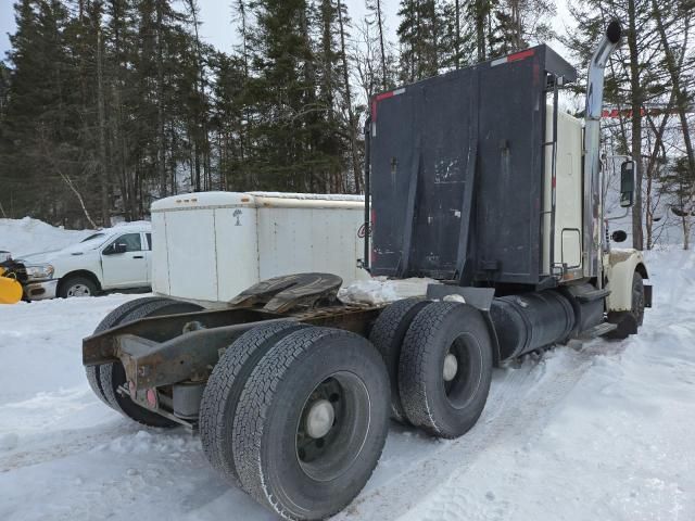 2016 Freightliner Conventional Coronado 132
