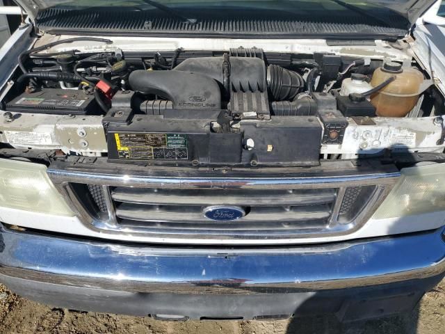 2007 Wildwood 2007 Ford Econoline E450 Super Duty Cutaway Van