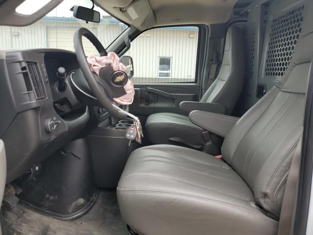 2024 Chevrolet Express G2500