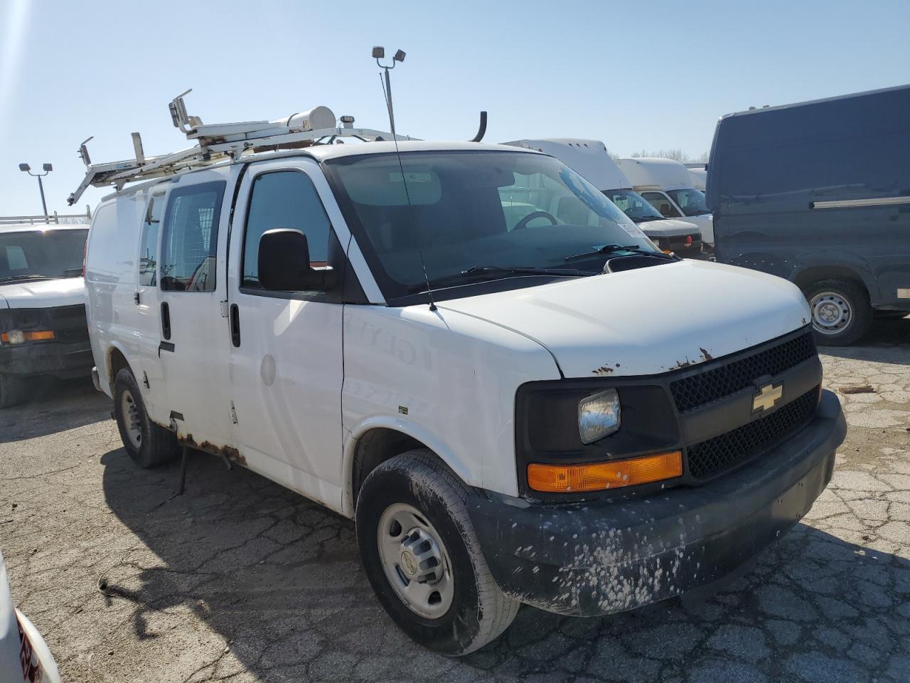 2013 Chev Express G2500
