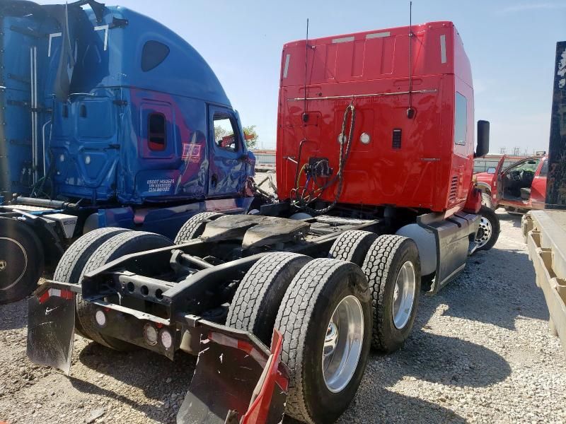 2020 International LT625