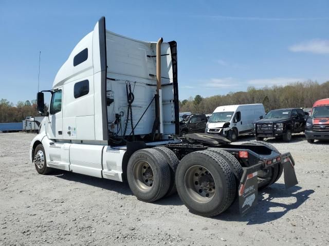 2020 Volvo VNL Semi Truck