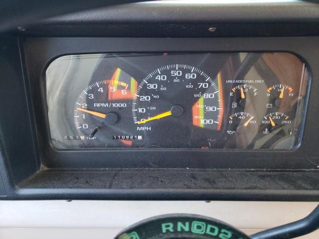 2001 Winnebago 2001 Workhorse Custom Chassis Motorhome Chassis P3