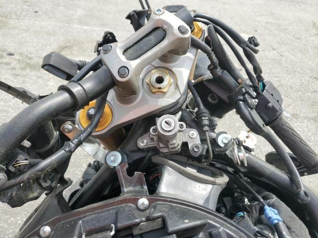 2023 Suzuki GSX-S1000 A