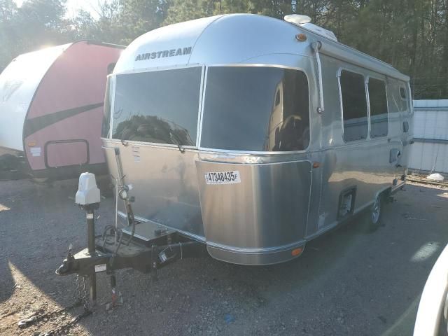 2019 Airstream Camper