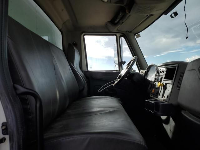 2016 International 4300 BOX Truck