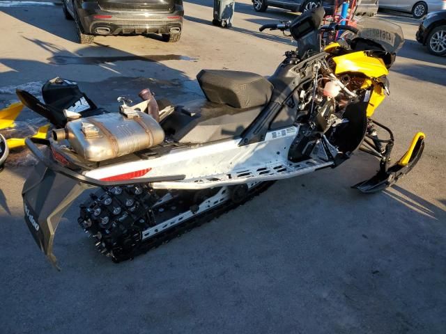 2024 Skidoo 2024 Skidoo MXZ600