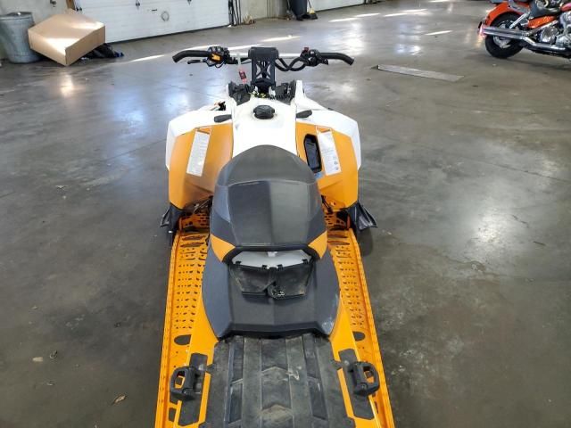 2017 Skidoo 2017 Skidoo Renegade