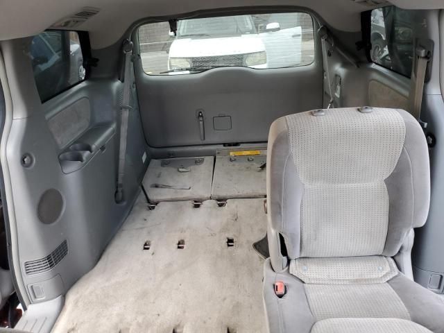 2009 Toyota Sienna CE