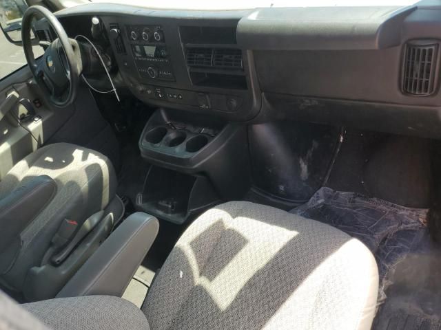 2016 Chevrolet Express G2500 LT