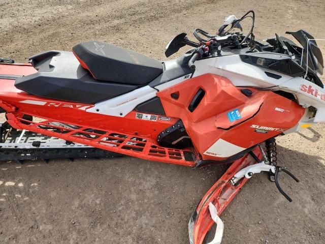 2020 Skidoo 2020 Skidoo DOO Summit