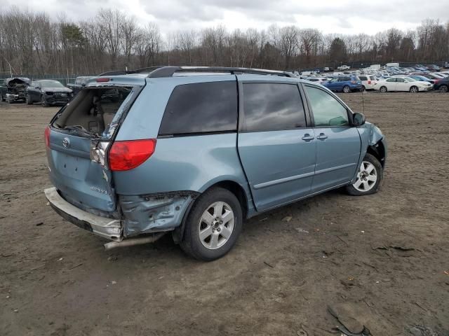 2007 Toyota Sienna CE