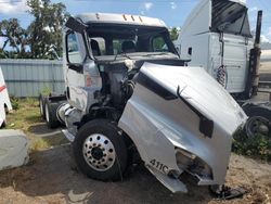 Freightliner Vehiculos salvage en venta: 2022 Freightliner Cascadia 116 Semi Truck