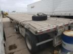 2005 Reitnouer Flatbed Trailer
