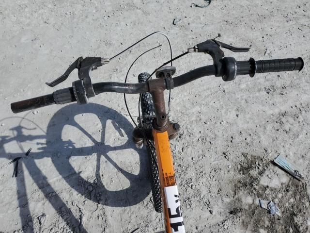 2000 Miscellaneous Equipment Misc Bicycle