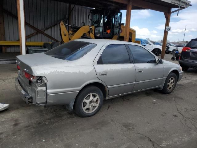 1999 Toyota Camry LE