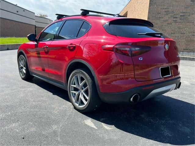 2018 Alfa Romeo Stelvio TI Sport