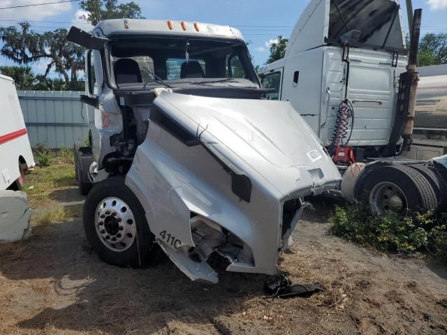 2022 Freightliner Cascadia 116 Semi Truck