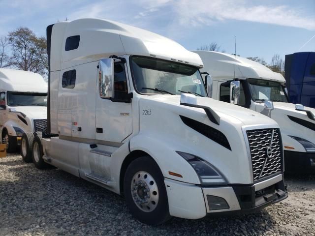 2020 Volvo VNL Semi Truck
