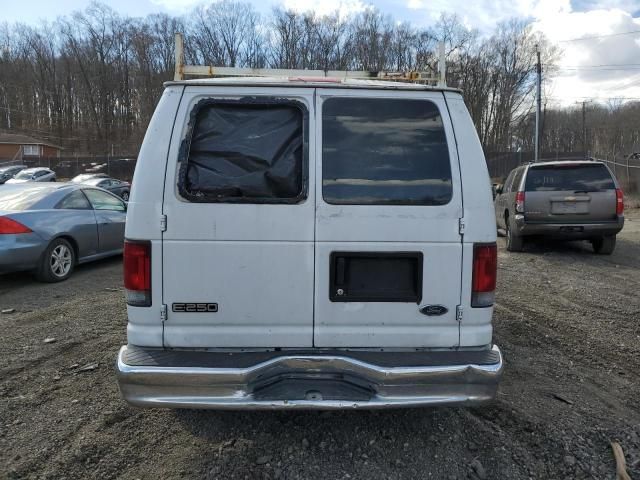 2004 Ford Econoline E250 Van