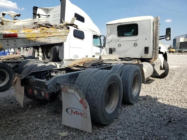 2024 Kenworth T880 Semi Truck
