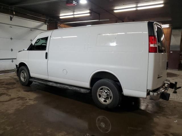 2020 Chevrolet Express G2500