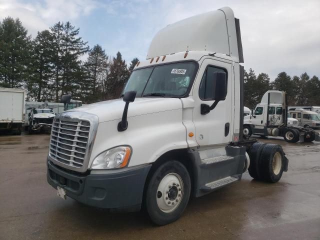 2016 Freightliner Cascadia 125