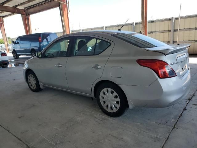 2013 Nissan Versa S