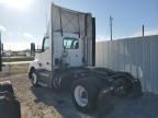2016 Kenworth T680 Semi Truck