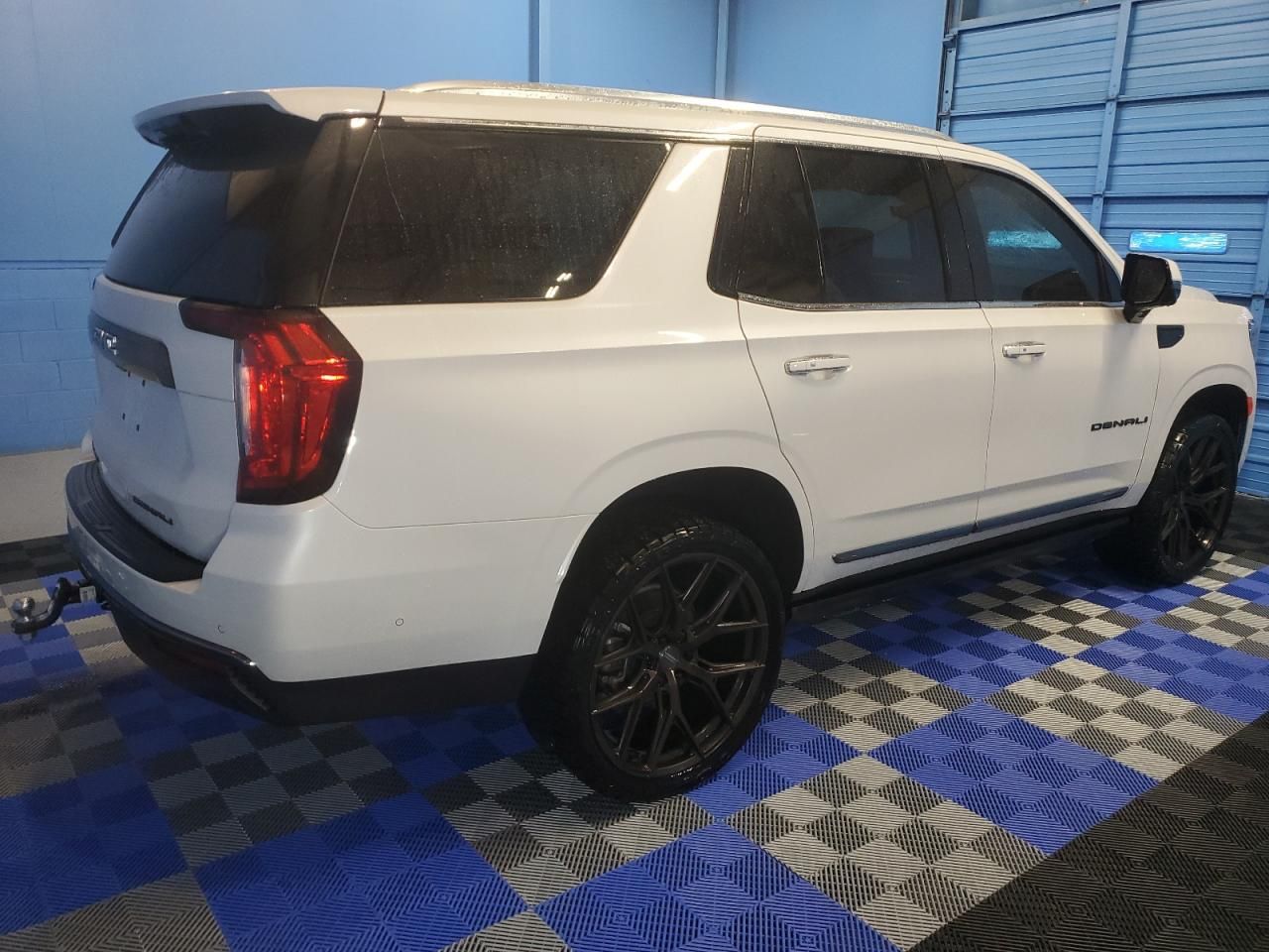 2023 GMC Yukon Denali Ultimate