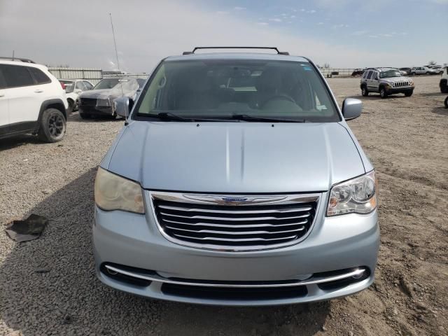 2013 Chrysler Town & Country Touring