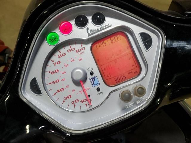 2007 Vespa GTS 250