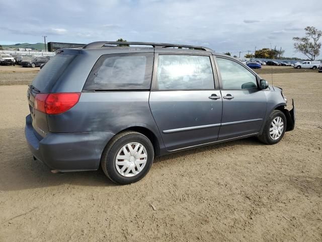 2007 Toyota Sienna CE