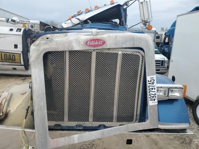 2011 Peterbilt 367 Semi Truck