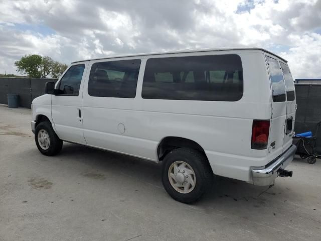 2013 Ford Econoline E350 Super Duty Wagon