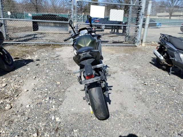 2024 Kawasaki EX650 P