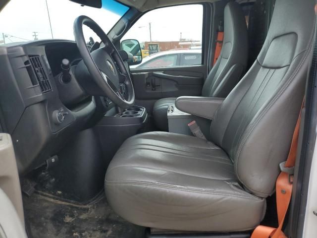 2015 Chevrolet Express G2500
