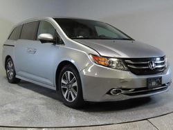 2016 Honda Odyssey Touring en venta en Wilmington, CA