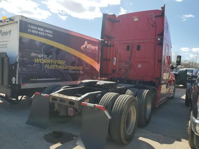 2016 Freightliner Cascadia 125 Semi Truck